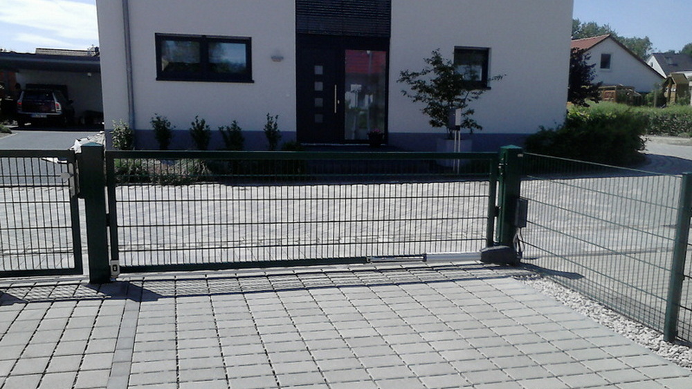 Klick GROSS Foto Gitterzaun Foto Gitterzaun