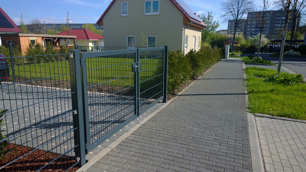 Klick GROSS Foto Gitterzaun Foto Gitterzaun